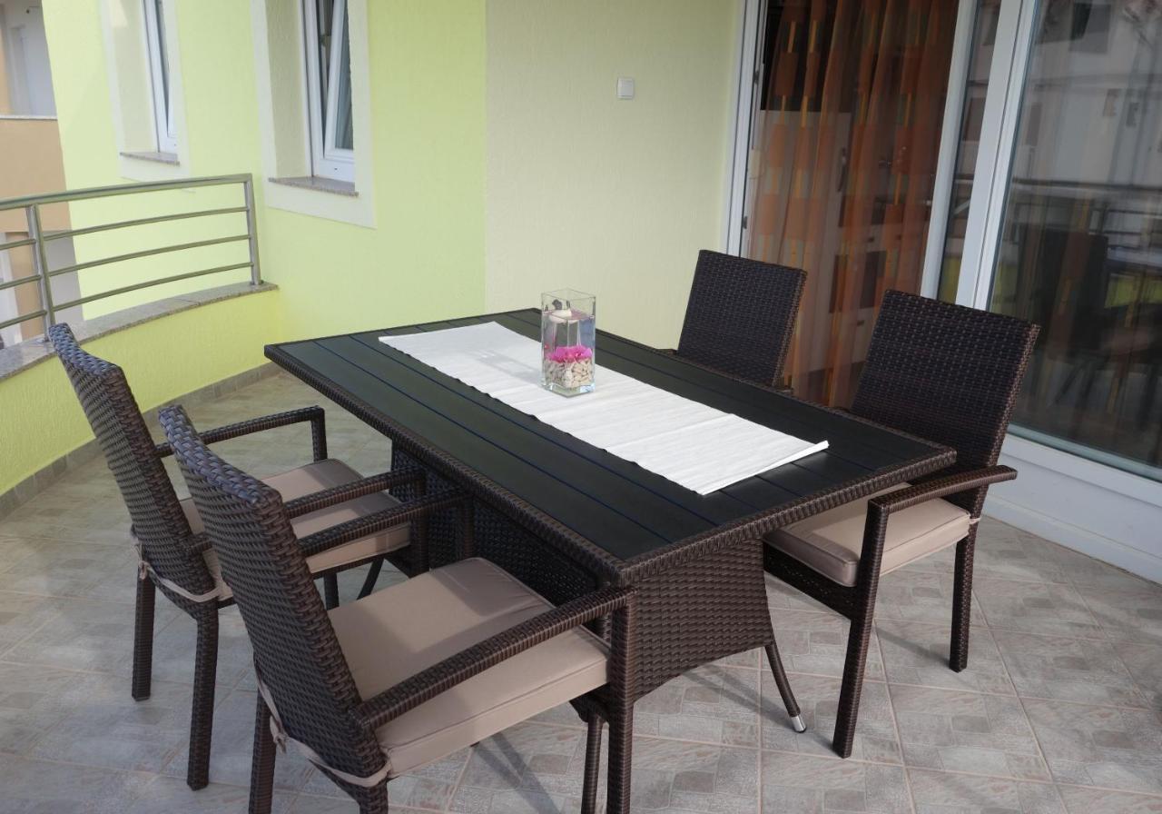 Apartments Soldinn ปริฟลากา ภายนอก รูปภาพ